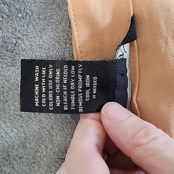 Peachy orange/tan dress - Picture 4 of 5